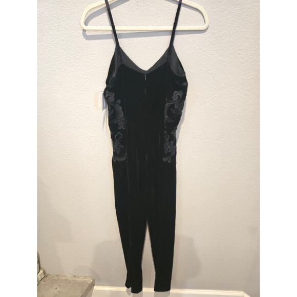 Sandro Paris Women's Black Velvet Floral Embroidered Long Dress 38 NWT - Picture 8 of 14